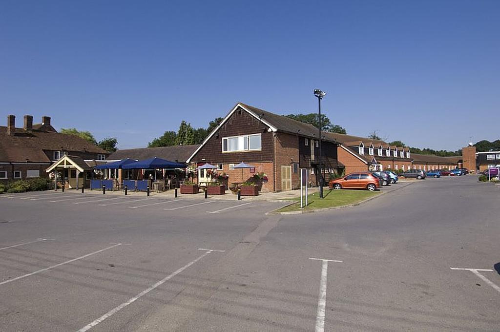 Premier Inn Southampton West Ower Экстерьер фото