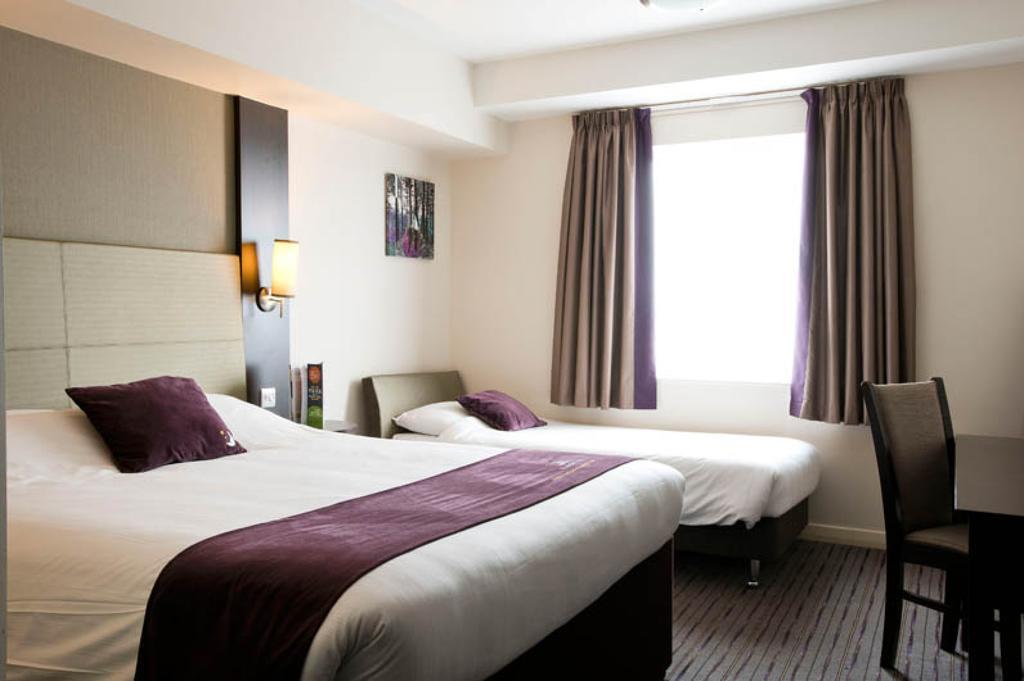 Premier Inn Southampton West Ower Экстерьер фото